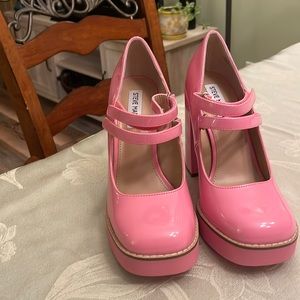 Steve Madden Nylo Mary Jane Pump Pink size 8